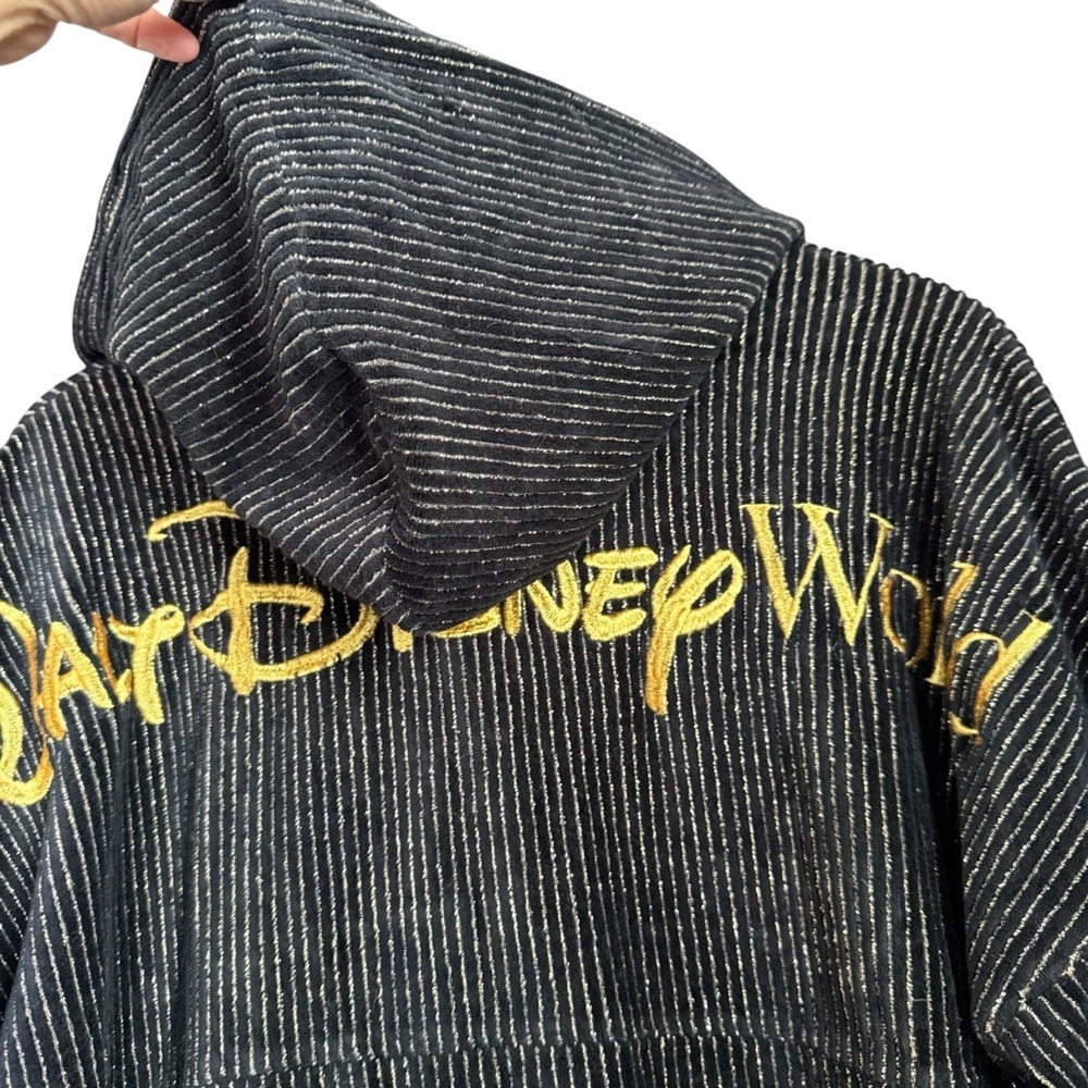Walt Disney World 50th Anniversary Bland and Golden Spirit Jersey - Picture 10 of 11
